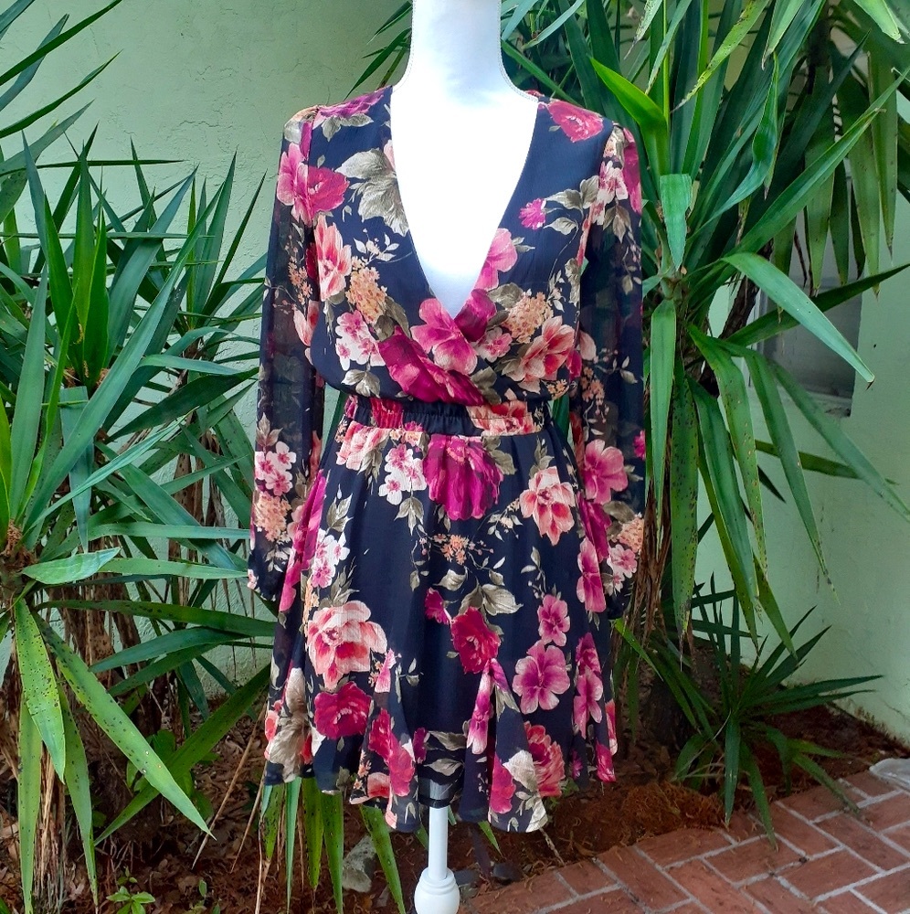 Mini Ruffle V Neck Black Floral Dress